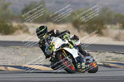 media/Oct-30-2025-Racers Edge (Thu) [[dabbdaf680]]/2-A Group/Session 2 (Turn 5)/